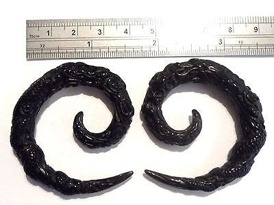 Pair 2 pieces Black Acrylic Reptilian Reptile Spiral Tapers Plugs 0 gauge 0g - I Love My Piercings!