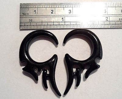 Pair 2 pieces Black Tribal Acrylic Spiral Tapers Lobe Plugs 4 gauge 4g - I Love My Piercings!